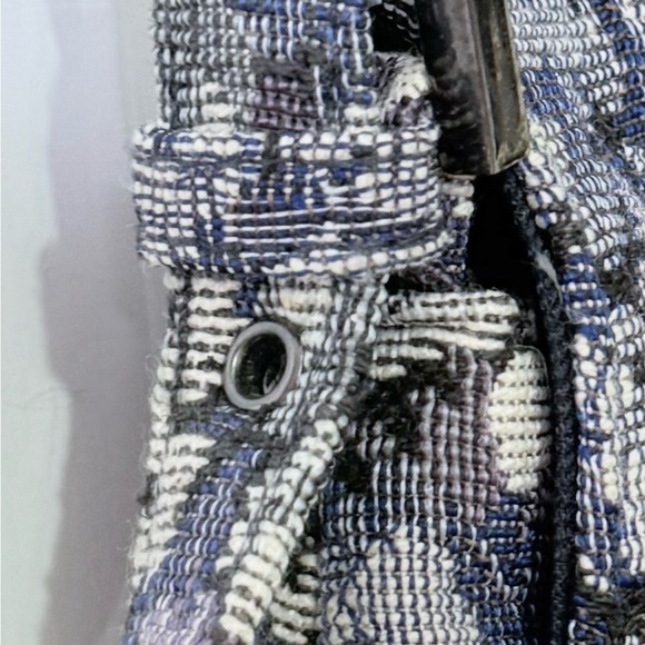 Floral Blue While Lace Rectangular Purse Shoulderbag Fold Over Snap Closure - Picture 8 of 16